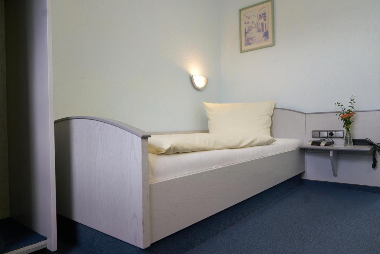 Landgasthof Fleischhauer Homberg  Bagian luar foto