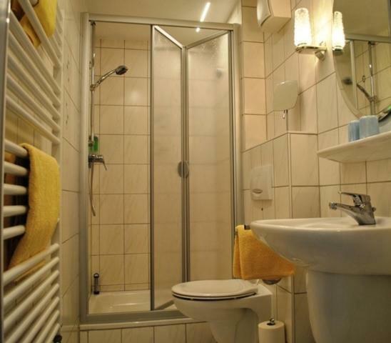 Landgasthof Fleischhauer Homberg  Bagian luar foto