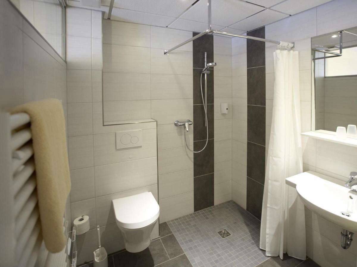 Landgasthof Fleischhauer Homberg  Bagian luar foto